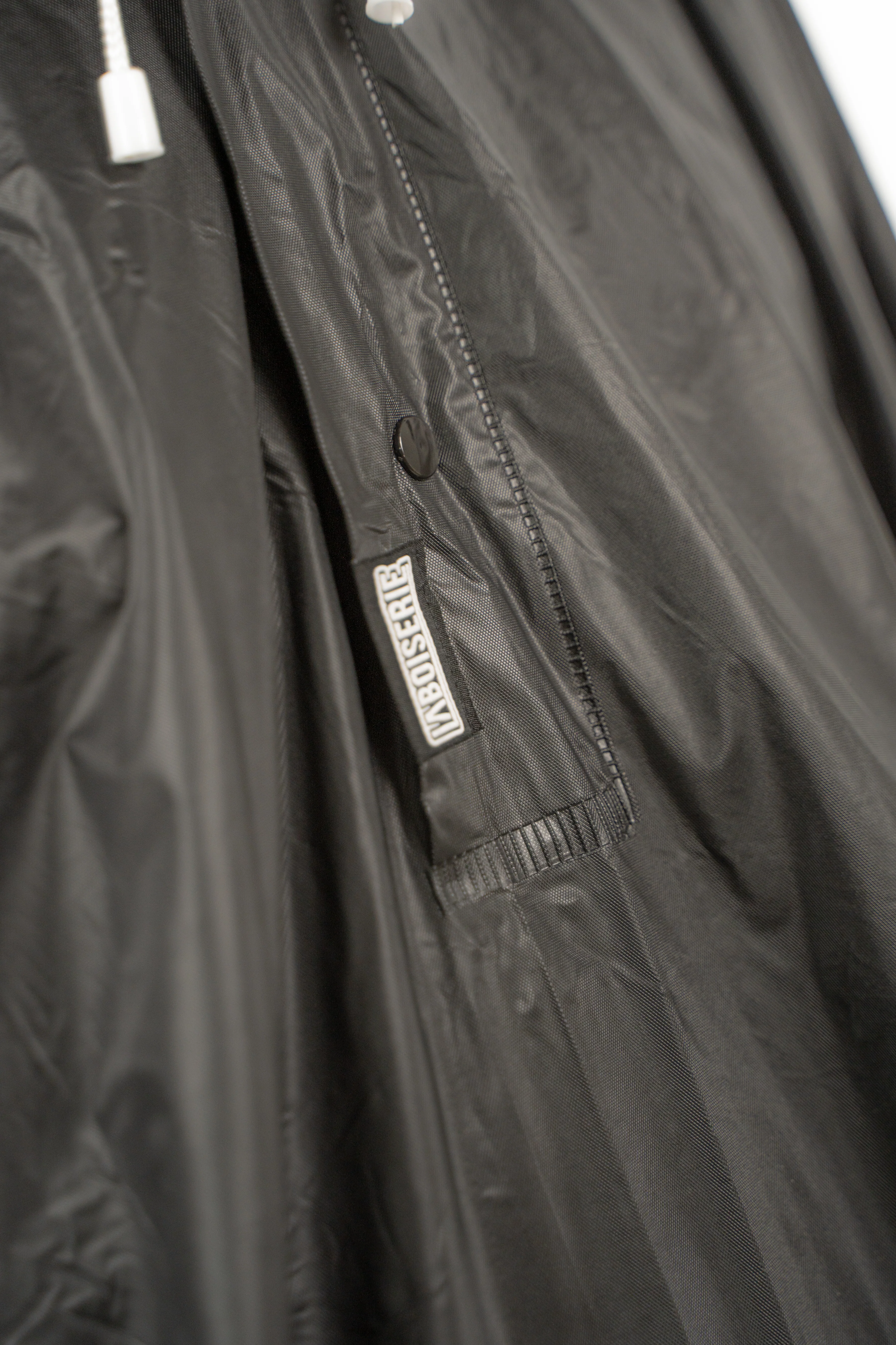 LE PONCHO BOISERIE - Image 3