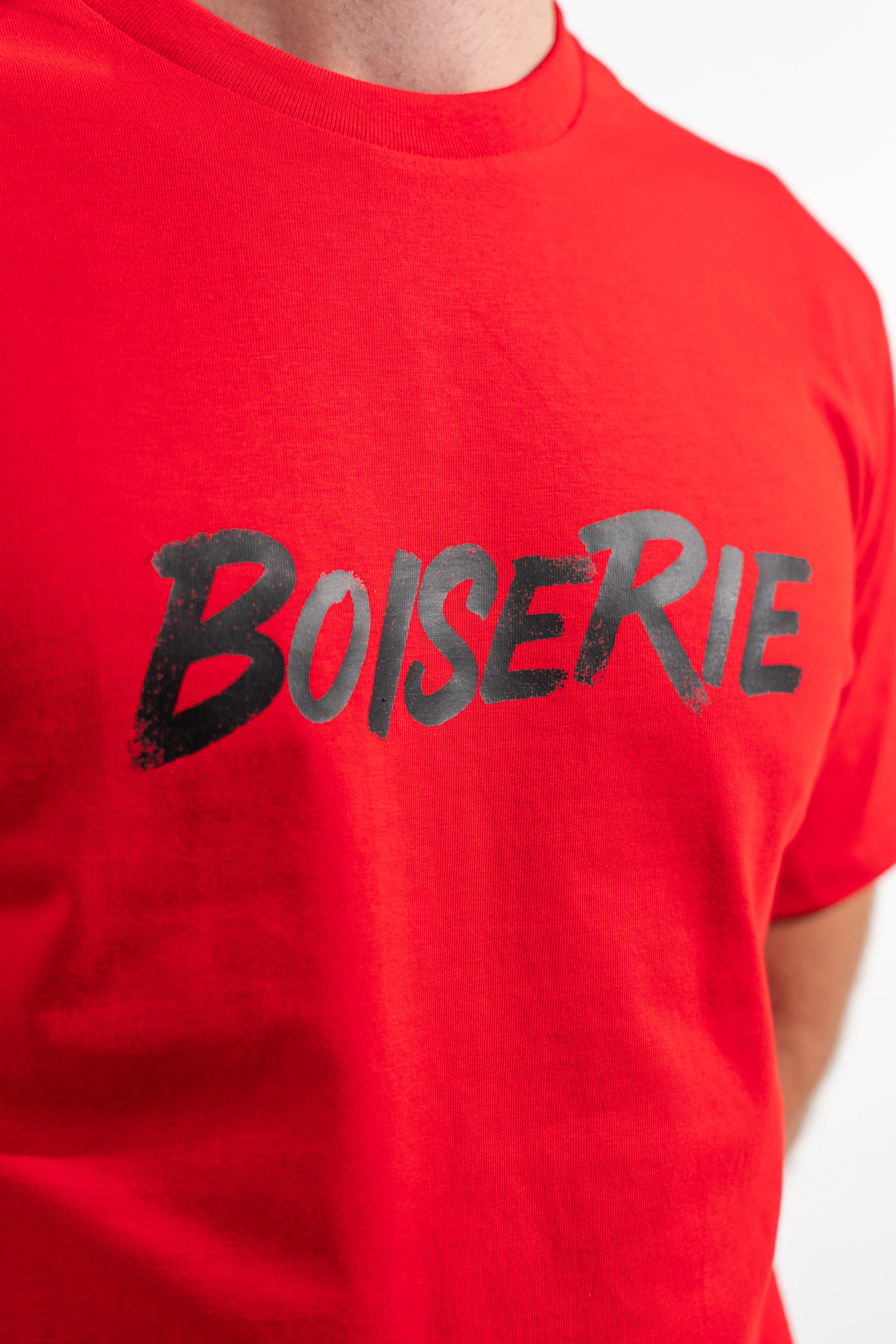 LE T-SHIRT ROUGE BOISERIE NOIR - Image 2