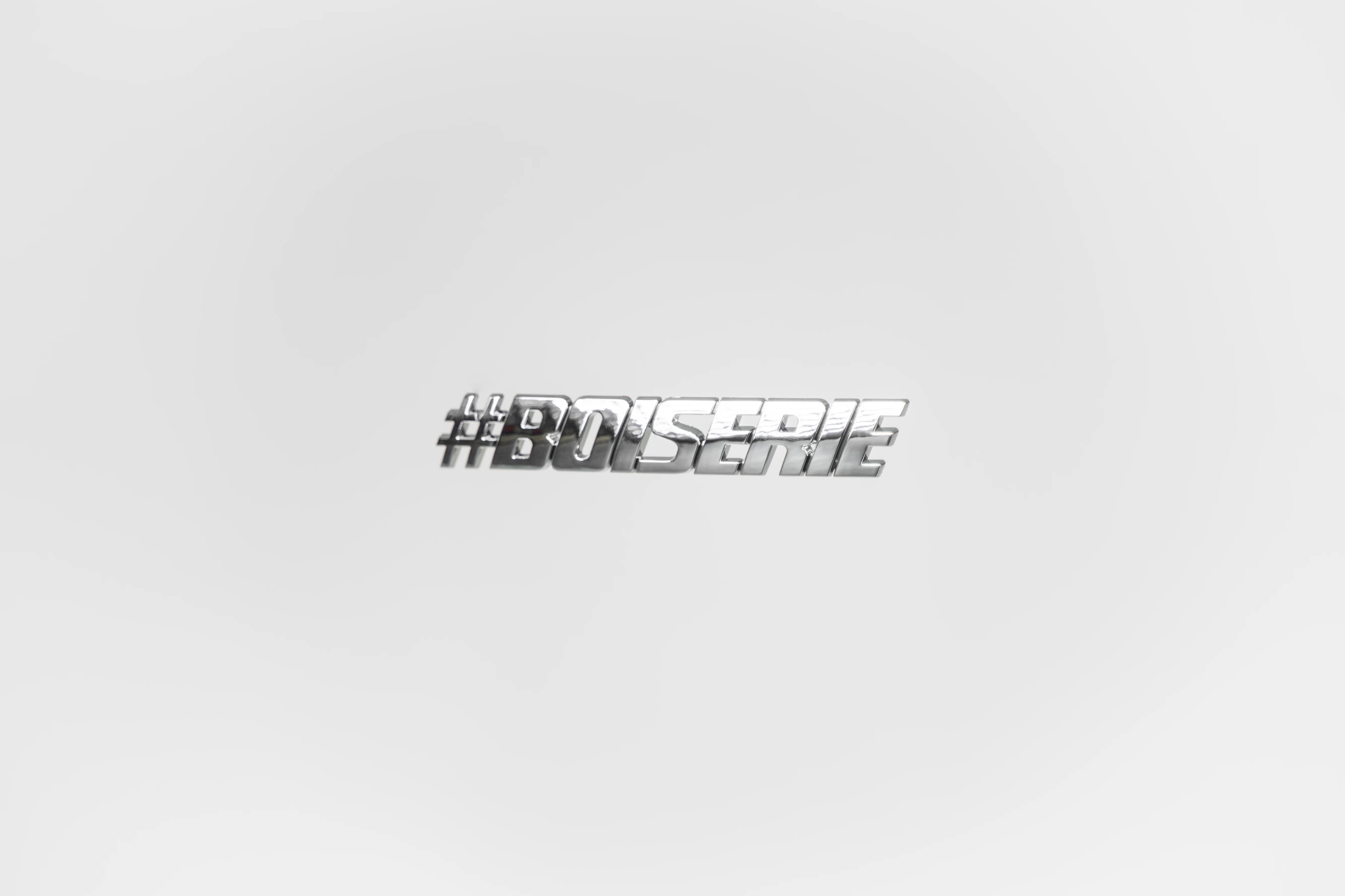 Sigle #BOISERIE Chrome